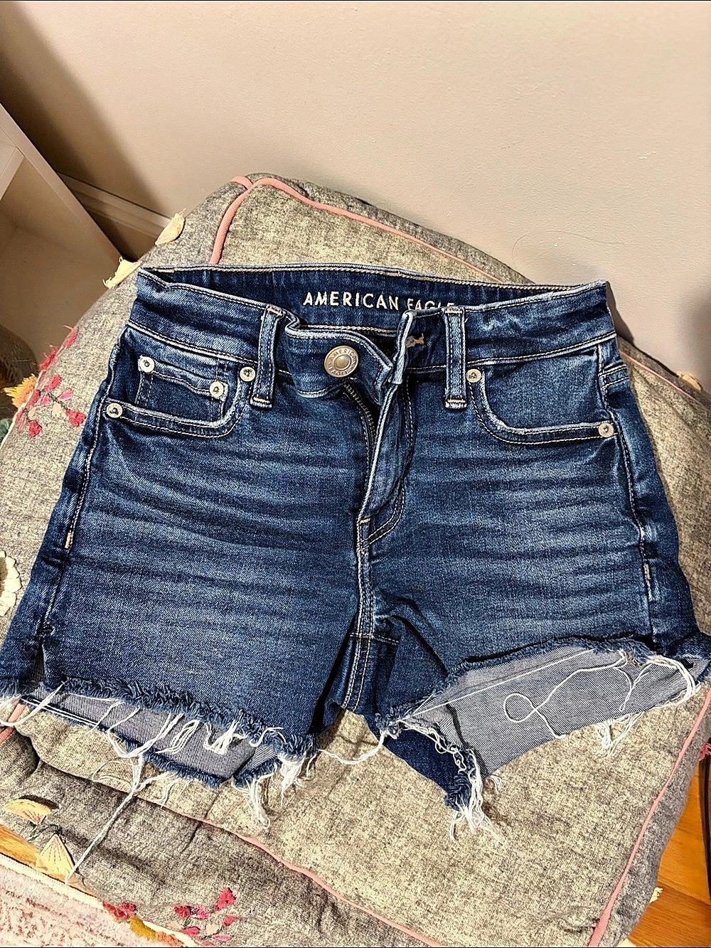 American Eagle Jean Shorts Blue Size 0